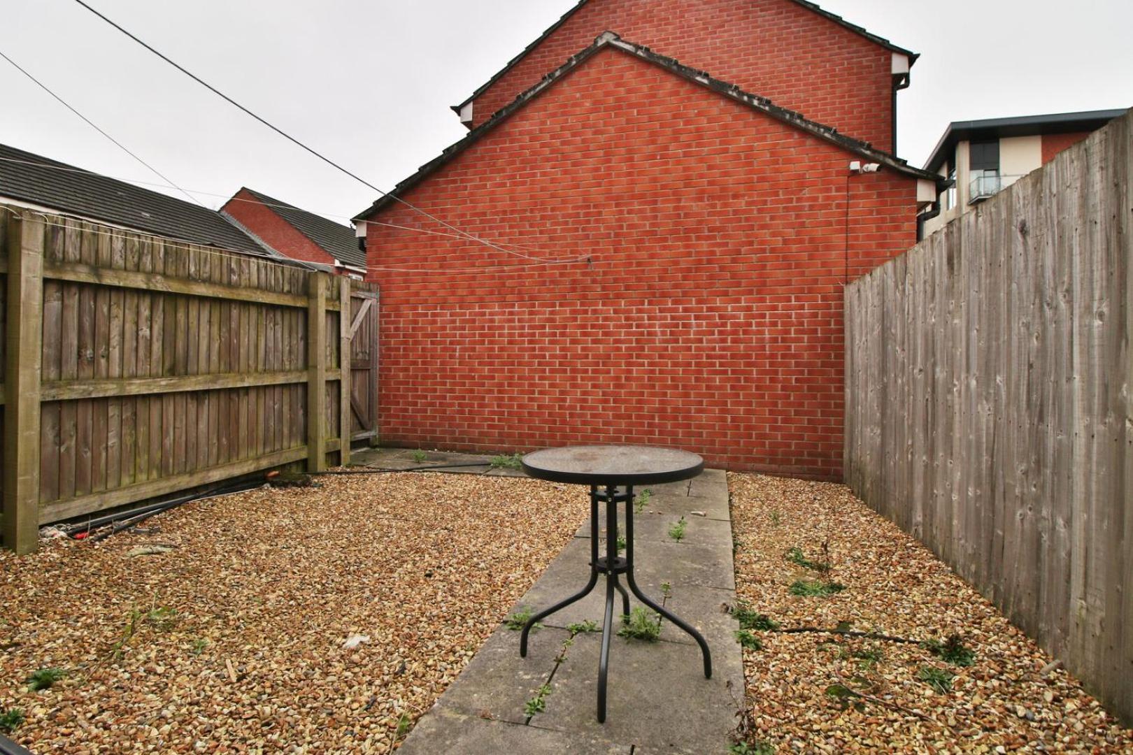 Spacious 5 Bedroom | With Fenced Backyard Newport  Ngoại thất bức ảnh